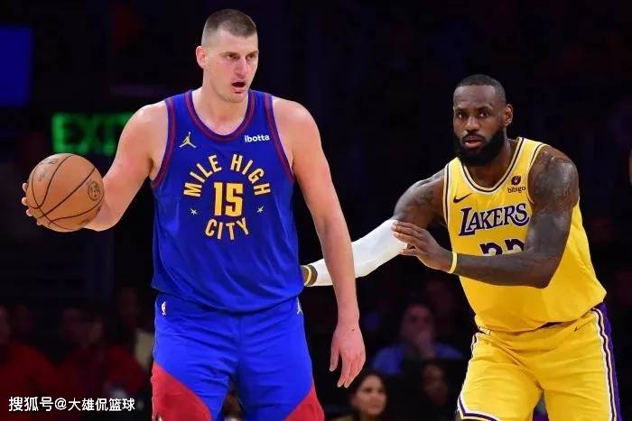 2025-26赛季NBA收入最高的11名球员，库里第一，还想分红