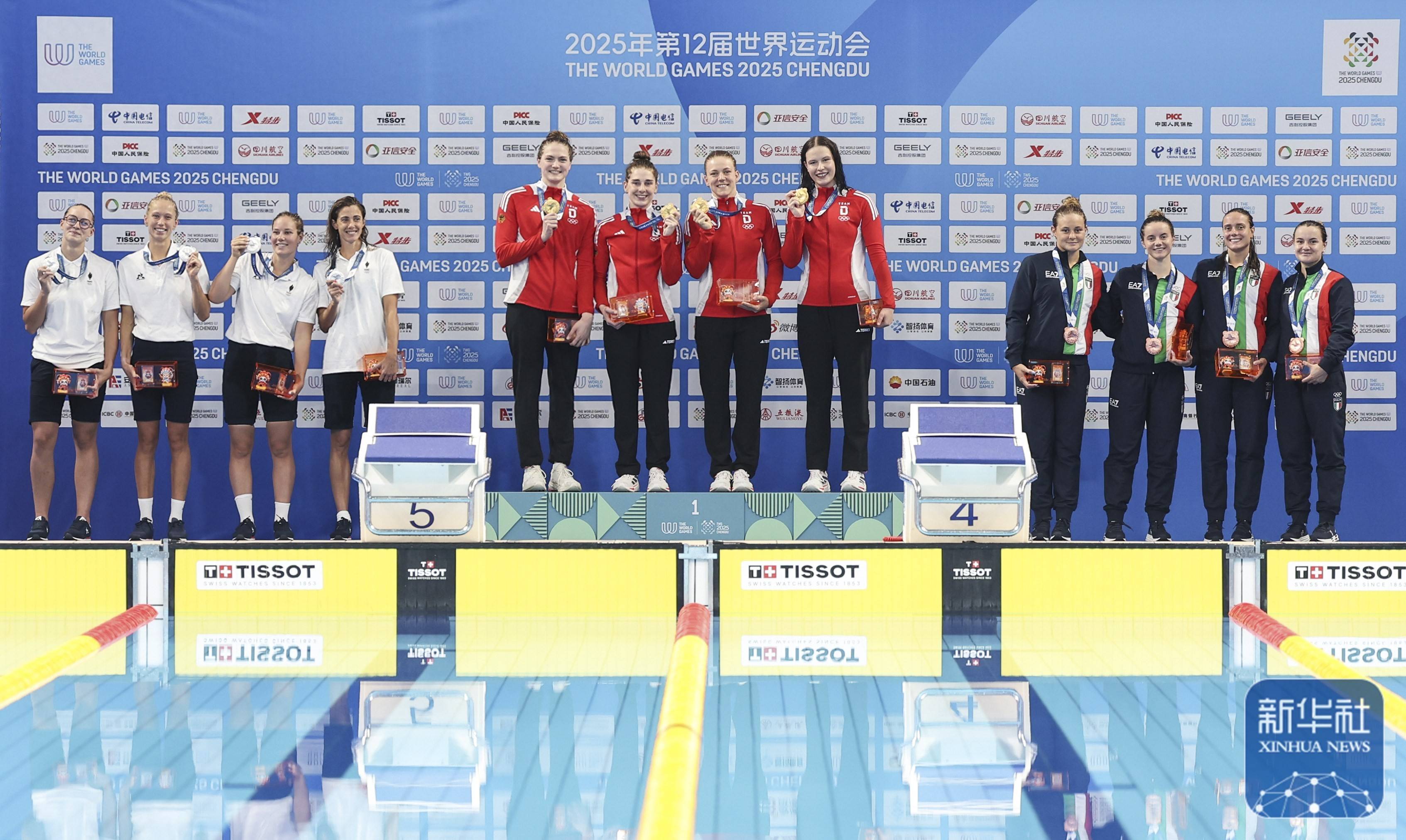 成都世运会丨救生女子4x25米运送假人接力决赛:德国队夺冠