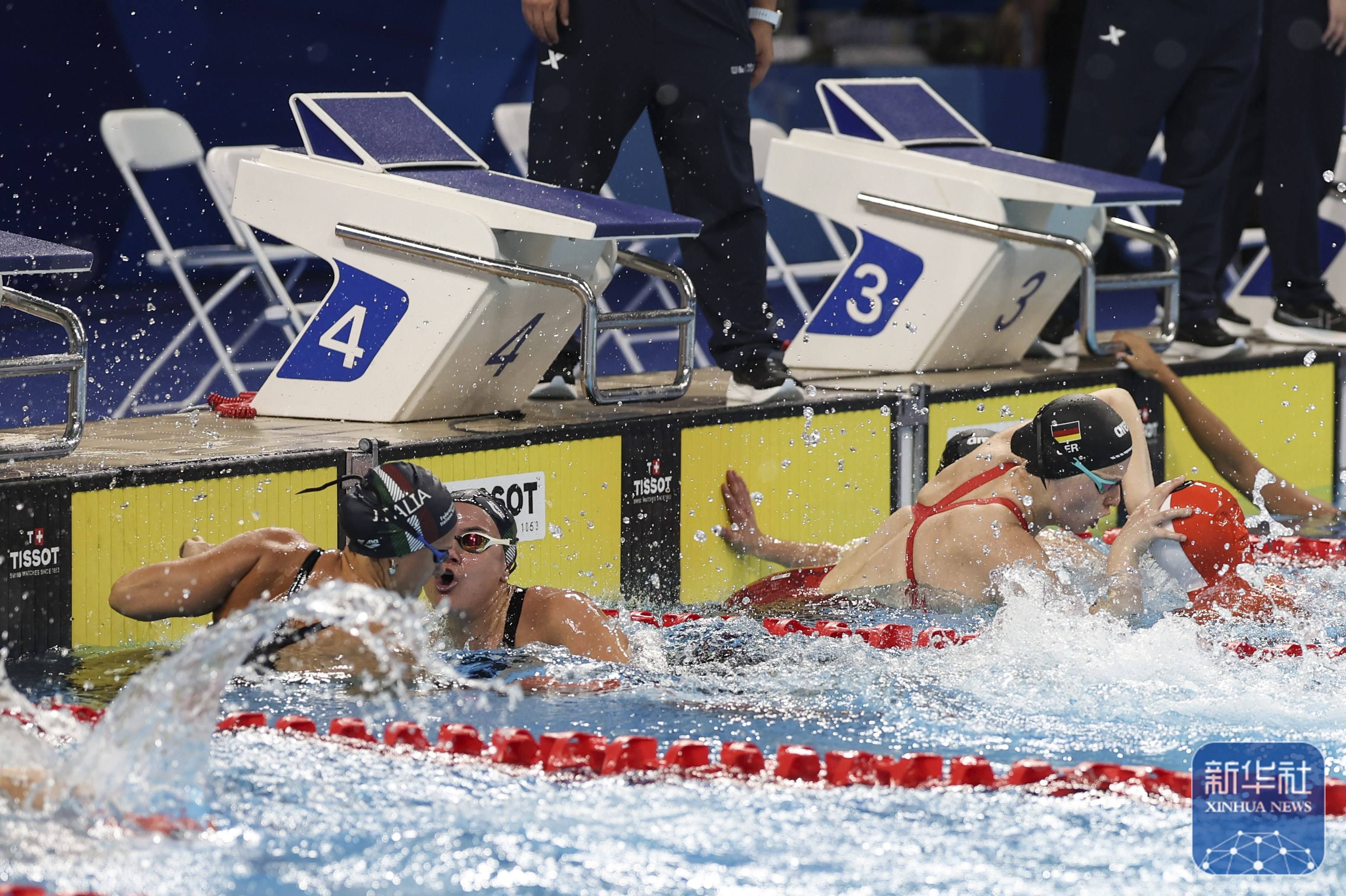 成都世运会丨救生女子4x25米运送假人接力决赛:德国队夺冠