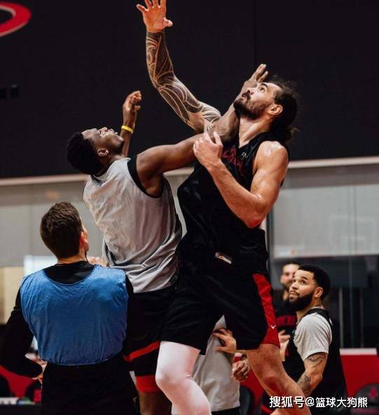 火箭队新赛季用人模式出炉!保护老将,放眼季后赛,双核因此受益