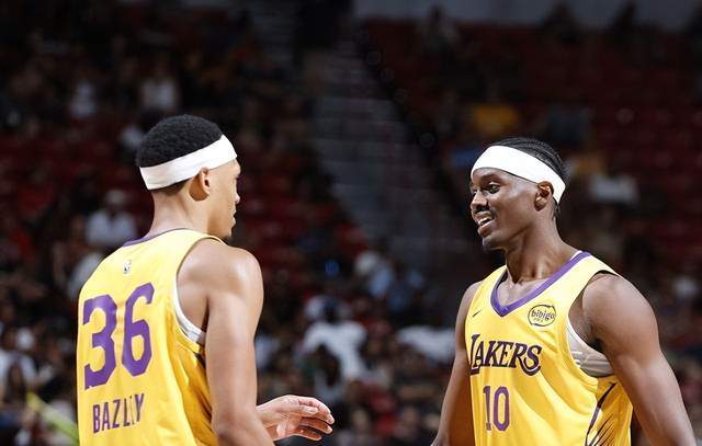 重磅!官宣:洛杉矶湖人正式签下26+12内线悍将