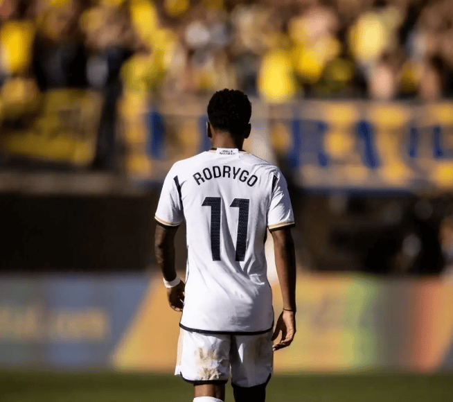 标价1亿欧!皇马巨星铁心!不服阿隆索+姆巴佩,转投曼城拿金球