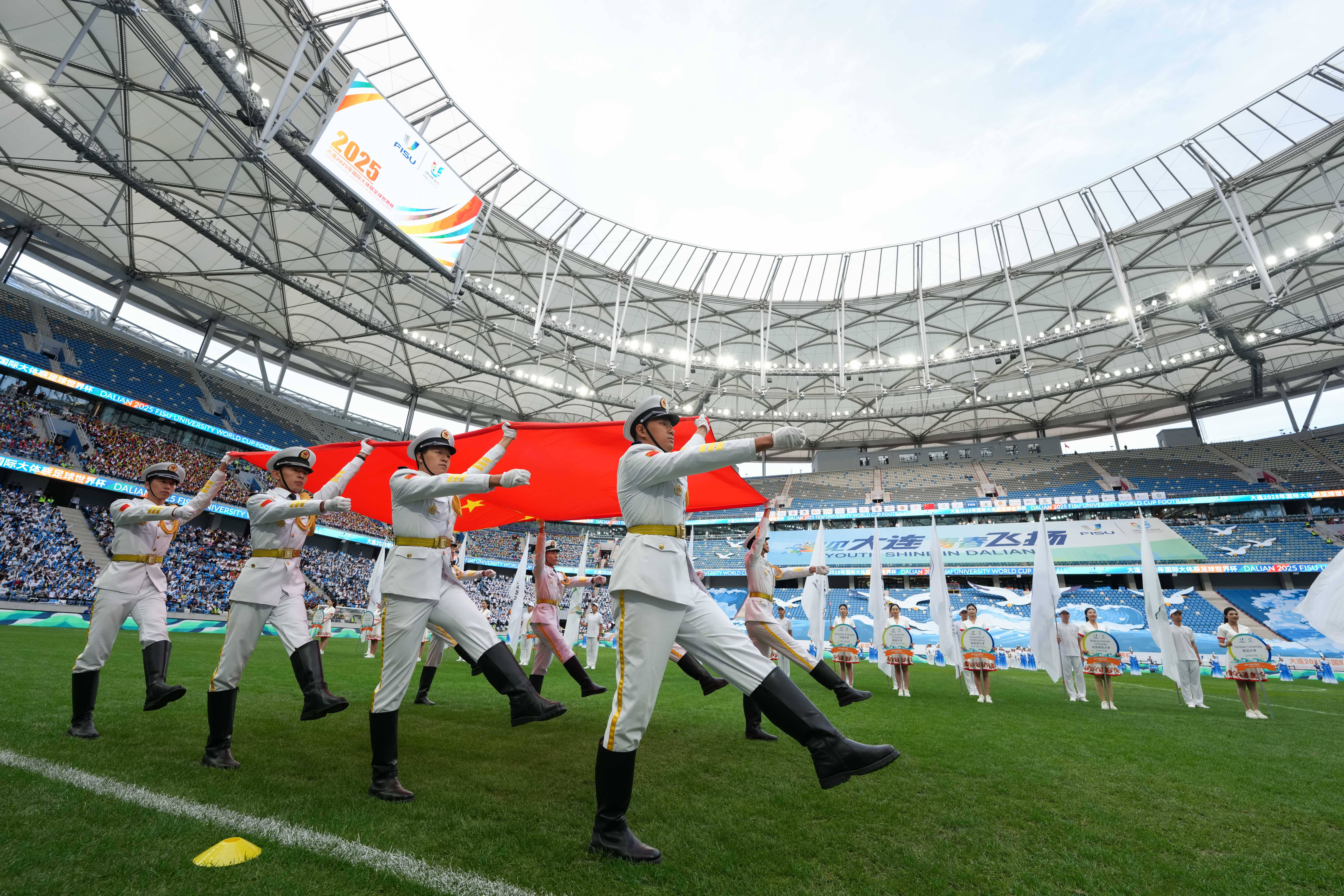 （体育）足球——2025年国际大体联足球世界杯开幕式在大连举行